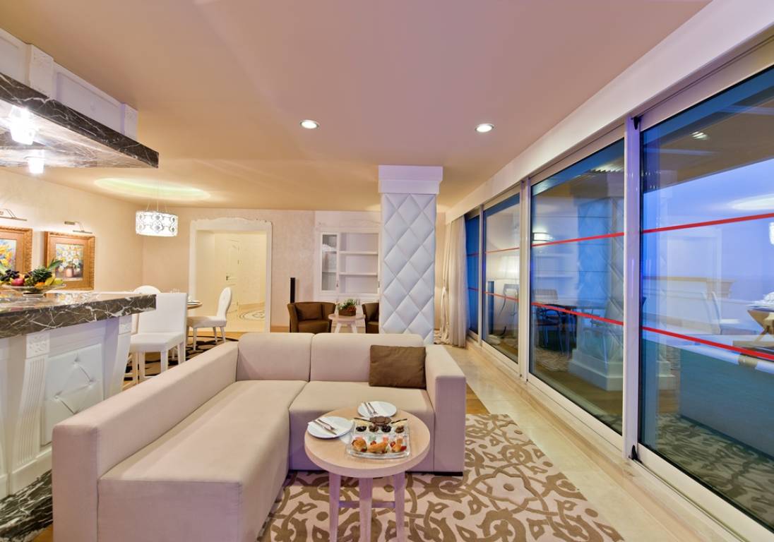 PENTHOUSE SUITE