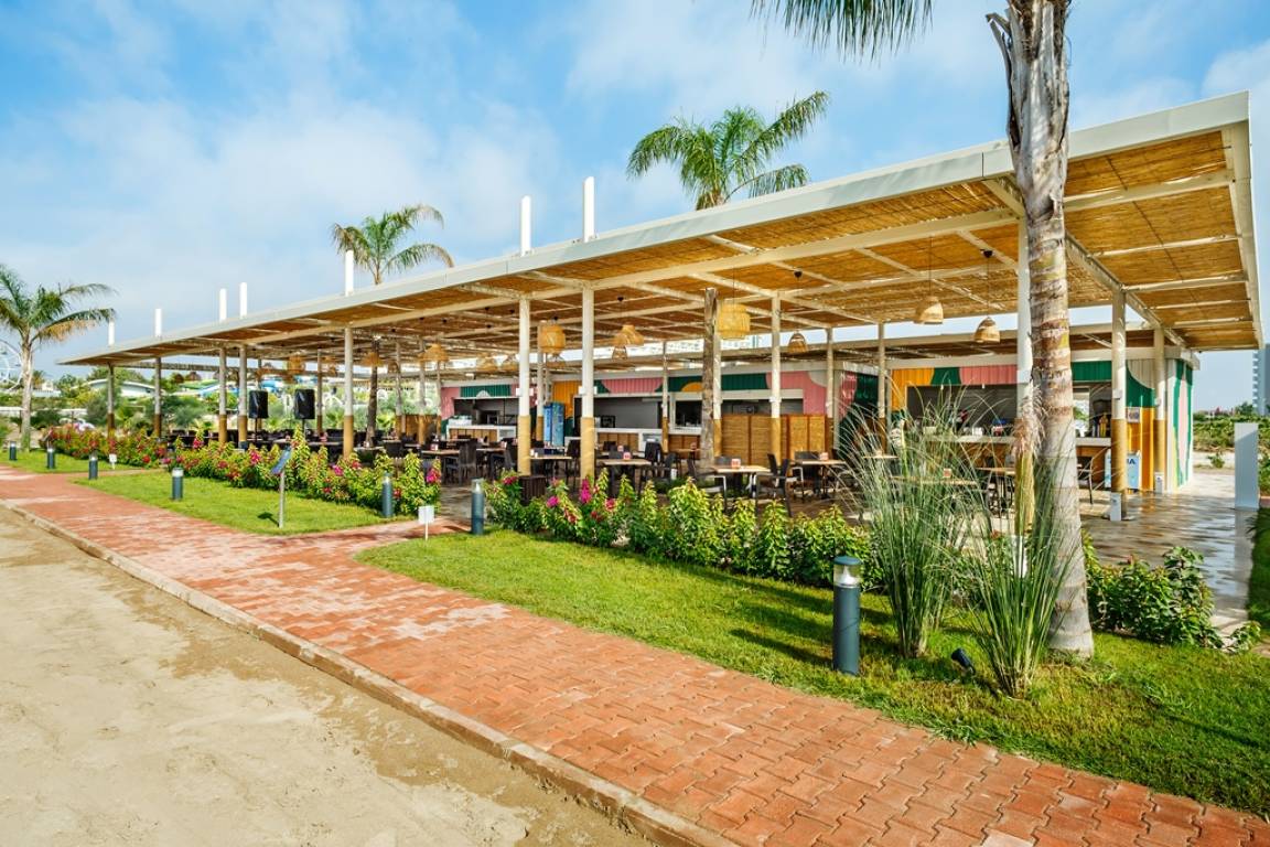 Beach Food Court Bar