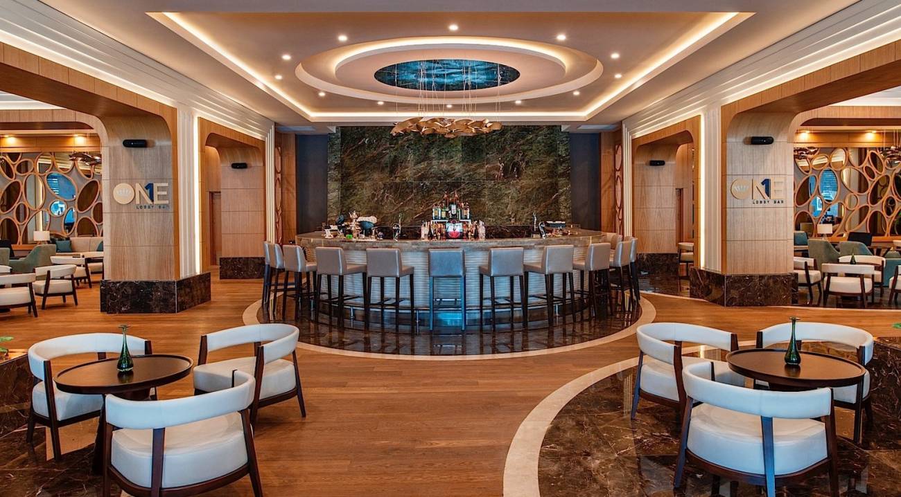 One Lobby Bar