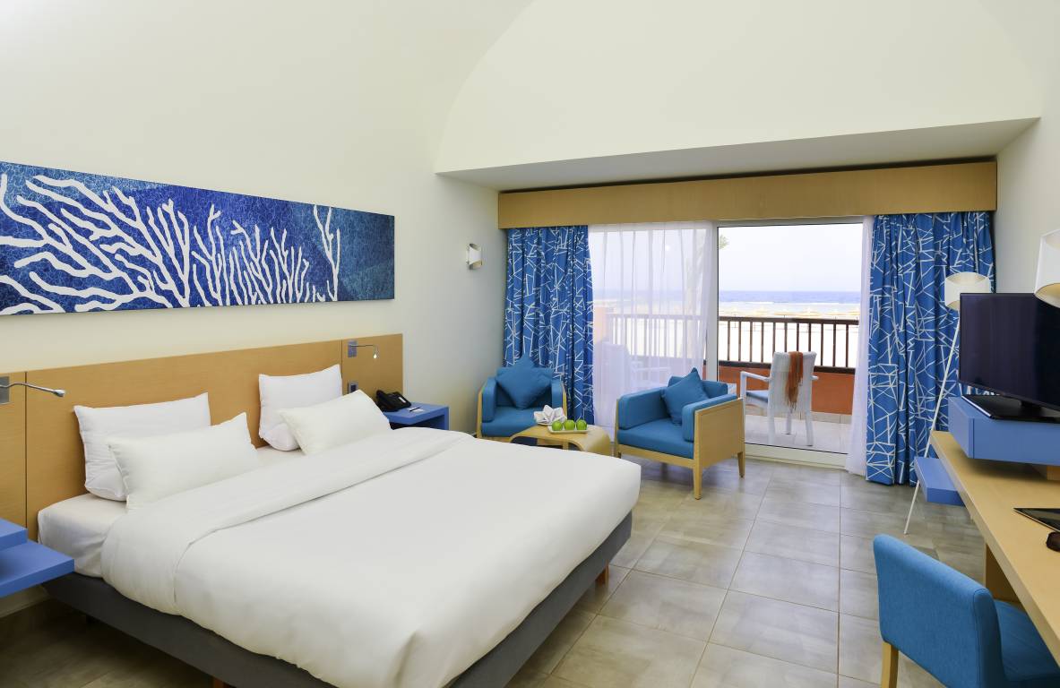 ROOM SUPERIOR POOL/SEAVIEW