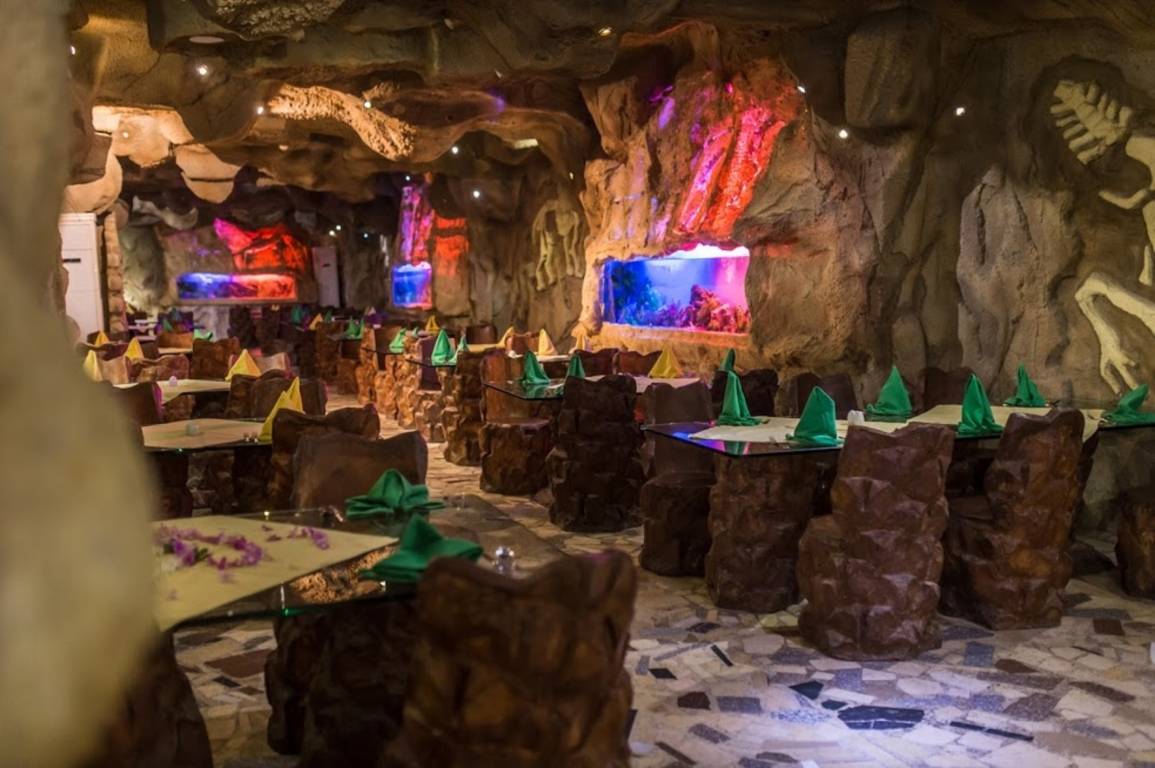 Flintstone Restaurant 